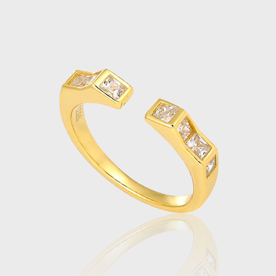 ZIG ZAG CZ RING