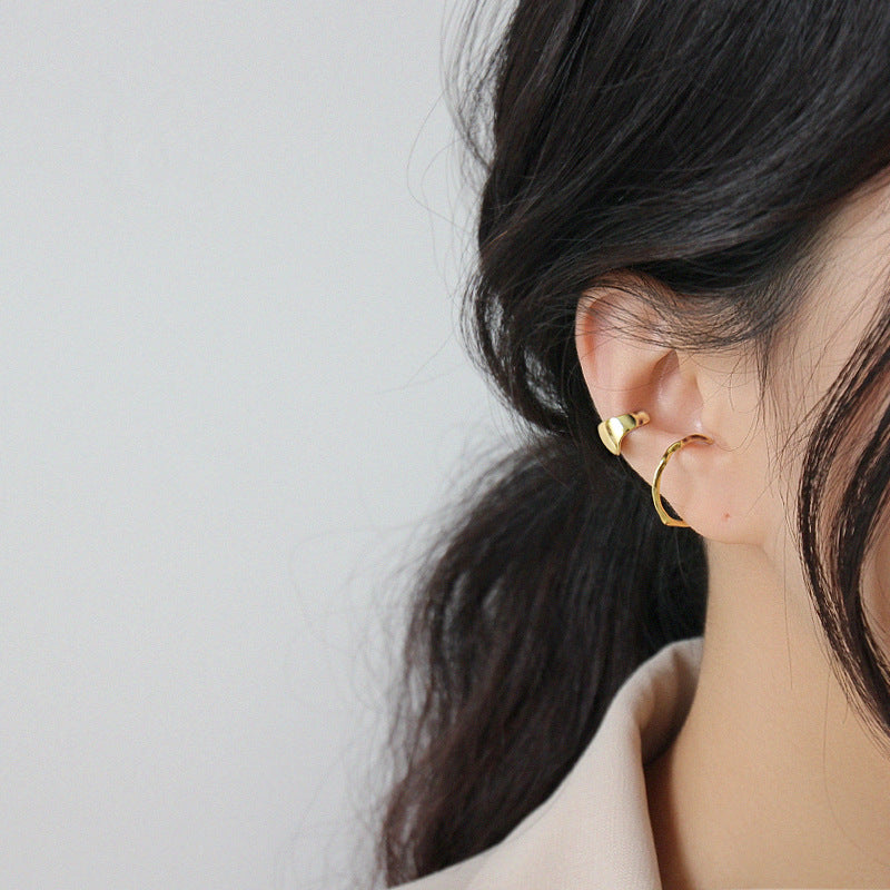 TRINKET EAR CUFF