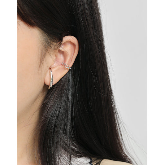 SOLID HEAVY C STUD EARRINGS