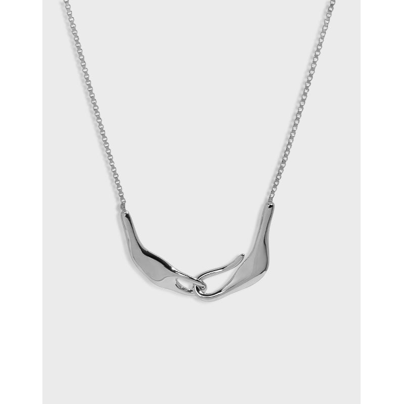 HAND IN HAND NECKLACE