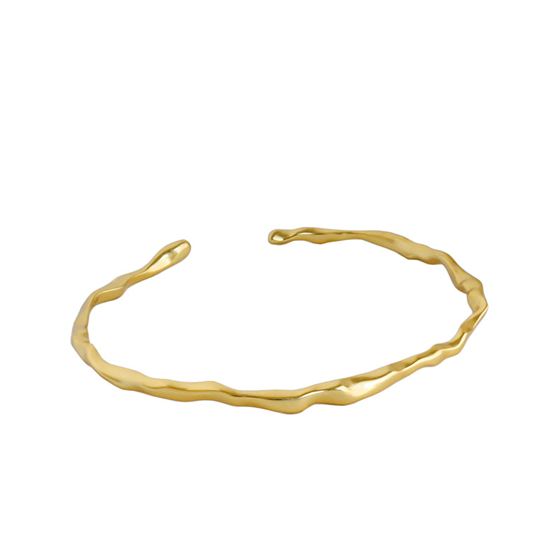 TWISTED BANGLE